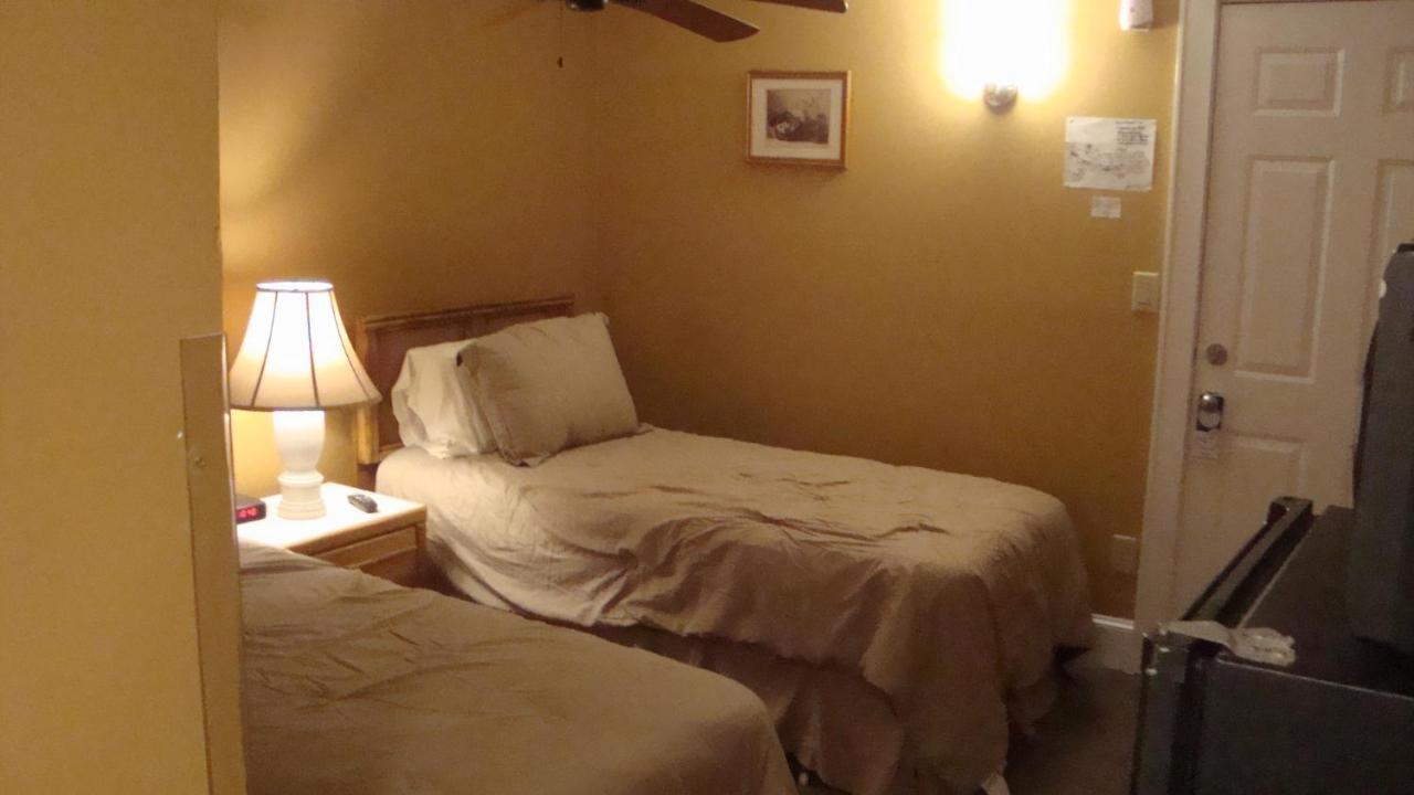 Snow Creek Inn West Dover Luaran gambar